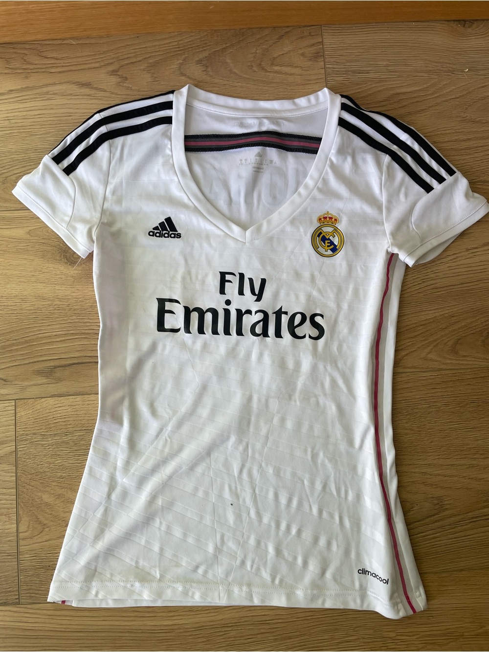 adidas Women's White Real Madrid Jersey with ‘Sergio Ramos’ name in back